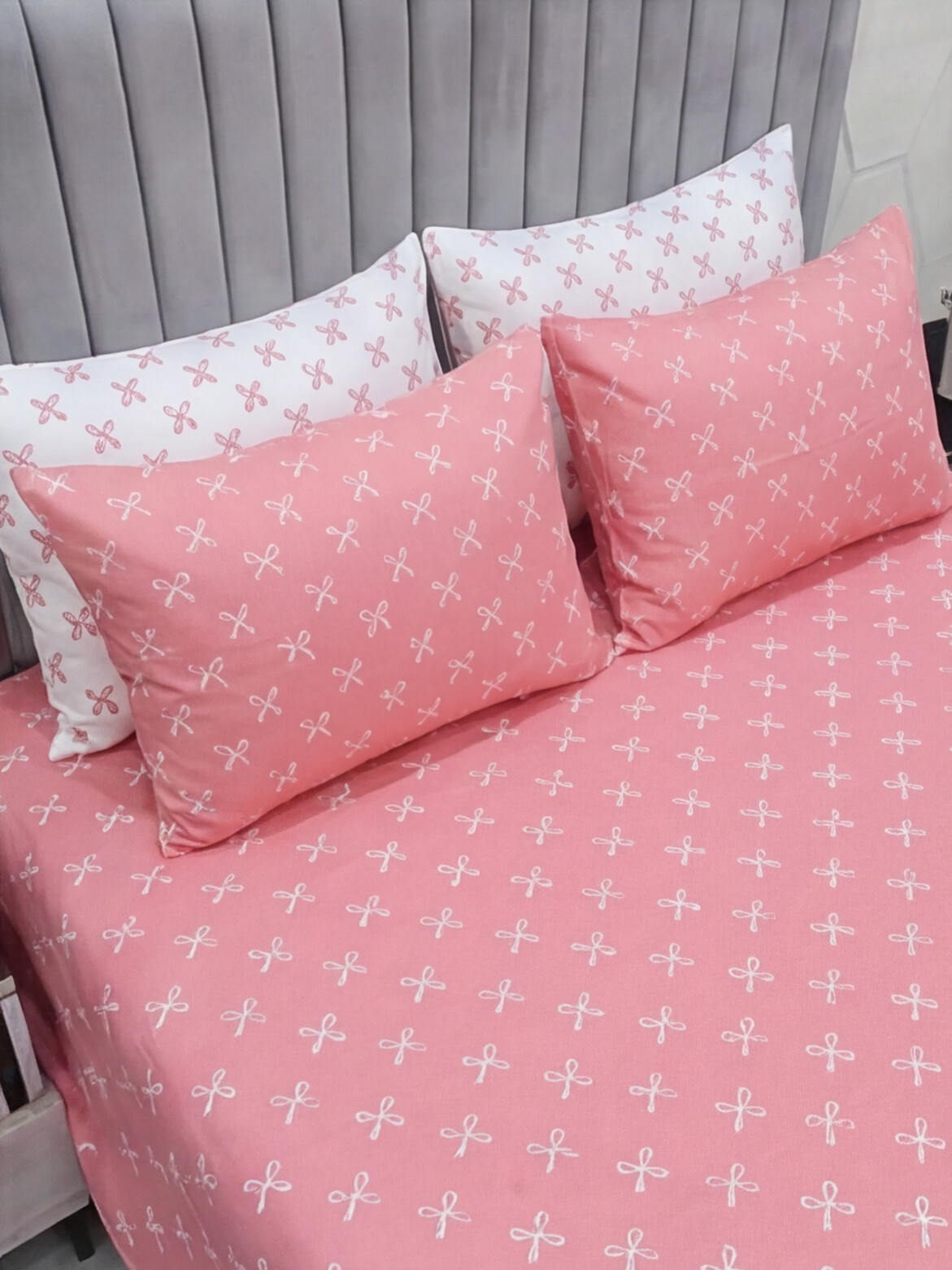 Bella Rose Bed sheets - 5 pieces