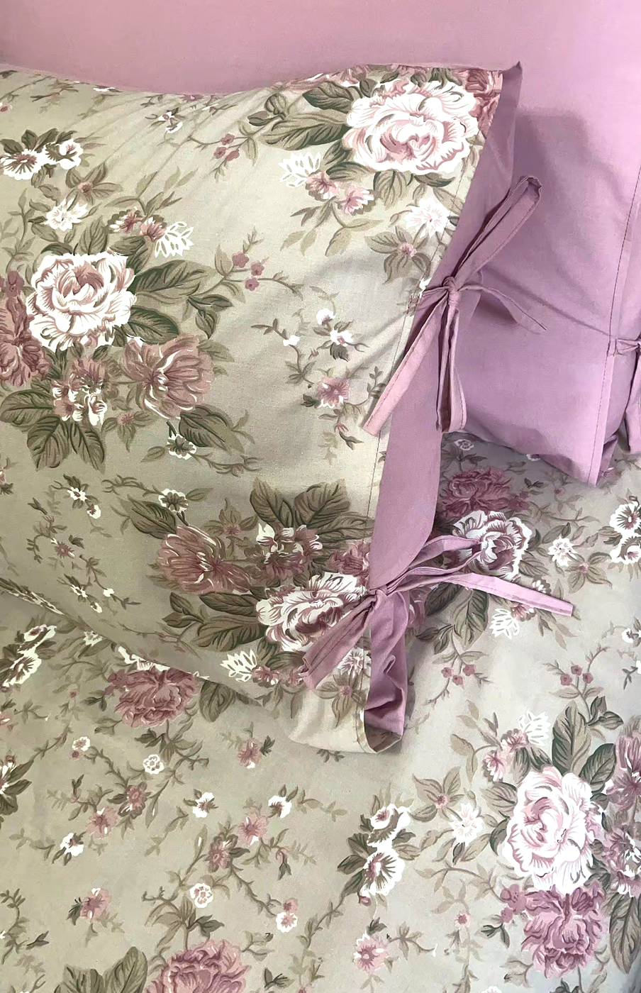 Classic Rose Bed sheets - 5 pieces